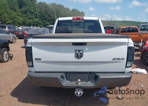 2011 Dodge Ram 1500 z USA, uszkodzony, nr VIN 3D7JV1ET0BG602741